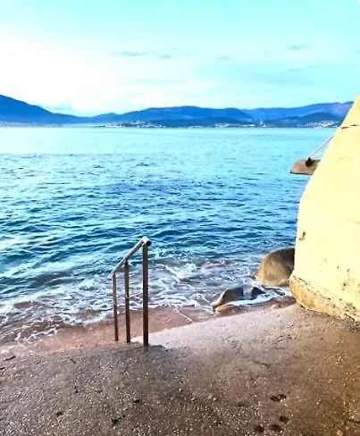 F2 Confort, Les Pieds Dans L'eau, Porticcio Appartamento *