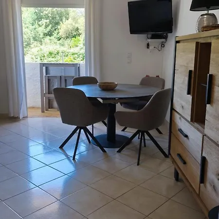 Apartment F2 Confort, Les Pieds Dans L'eau, Porticcio Grosseto-Prugna